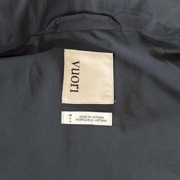 Vuori Canyon Insulated Vest - Black - Picture 3 of 8